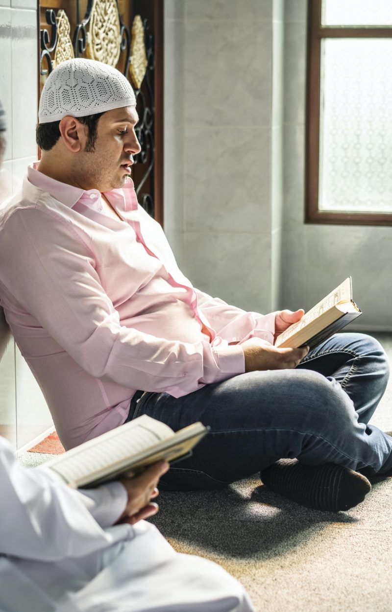 muslims-reading-from-the-quran-1.jpg